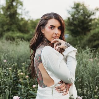 @attackofthe50footwoman